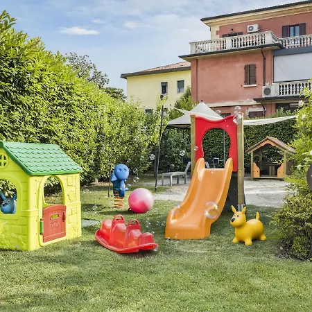 Enjoy Garda Hotel 4*